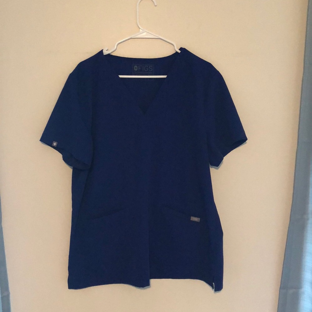 Figs Scrub Top